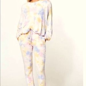 Young fabulous and broke jogger set tie dye